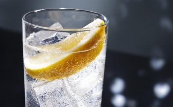 agua-con-gas-beneficios-para-la-salud